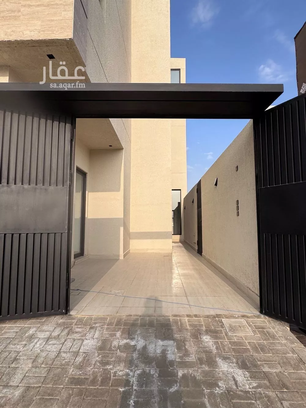 5 bedroom villa in Al Mahdiyyah 6