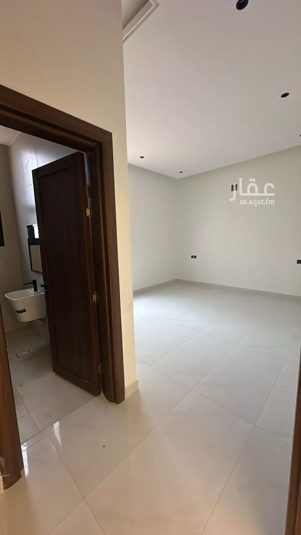 6 bedroom villa in Al Mahdiyyah 14