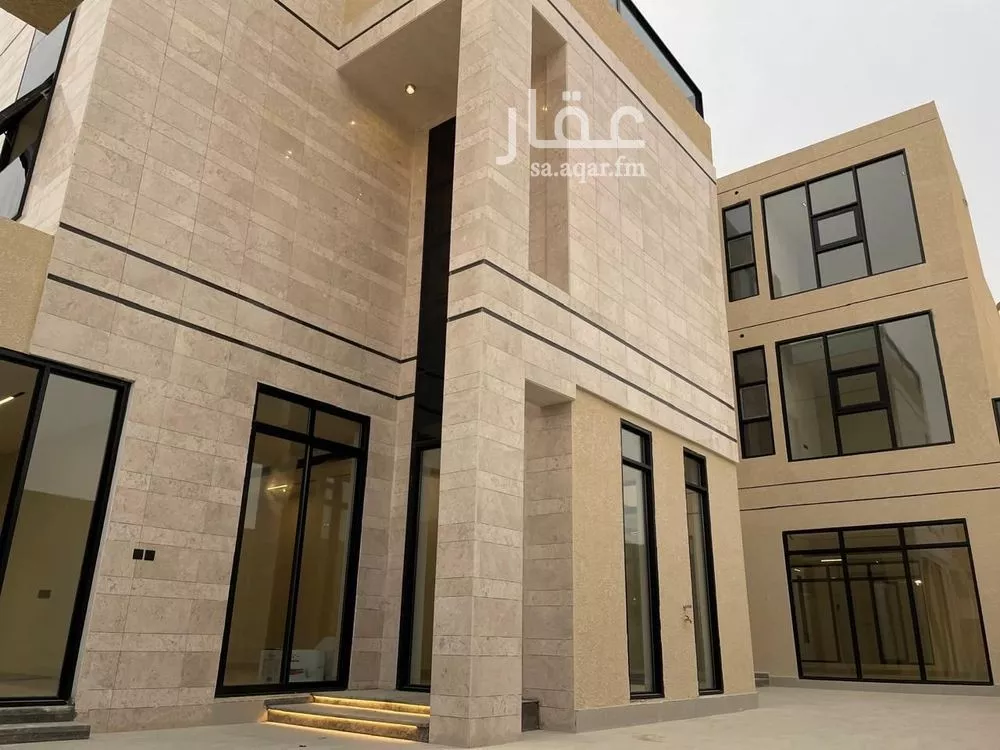 7 bedroom villa in Al Mahdiyyah 2