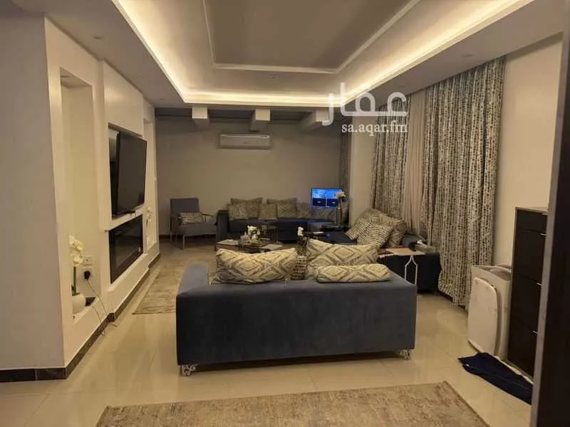 8 bedroom villa in Al Wadi 3