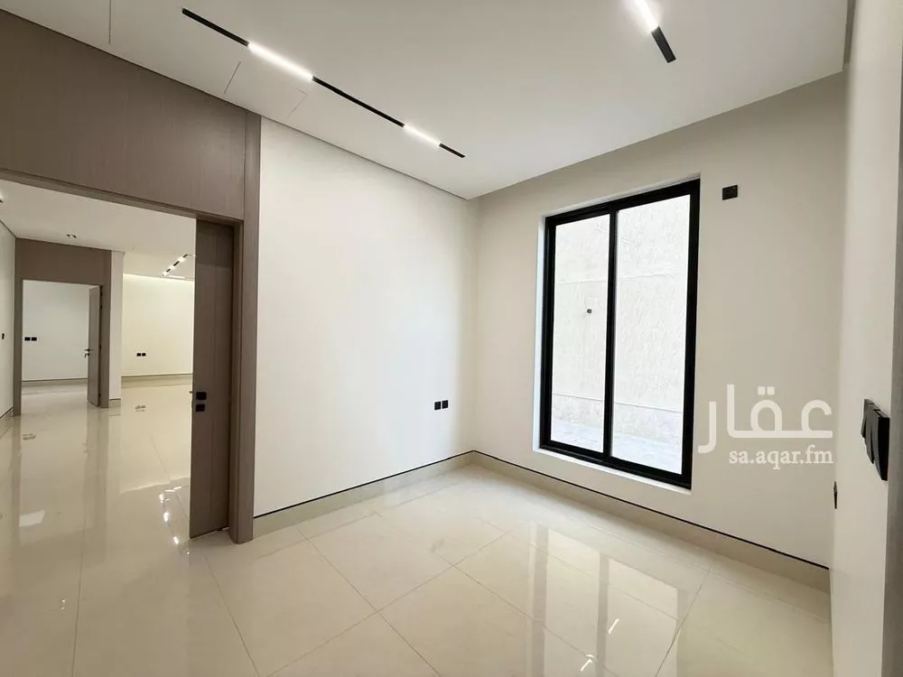 5 bedroom villa in Al Mahdiyyah 12