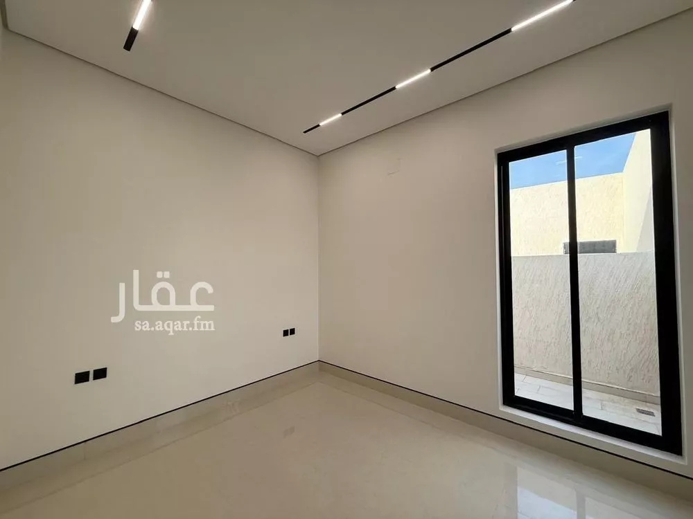 5 bedroom villa in Al Mahdiyyah 15