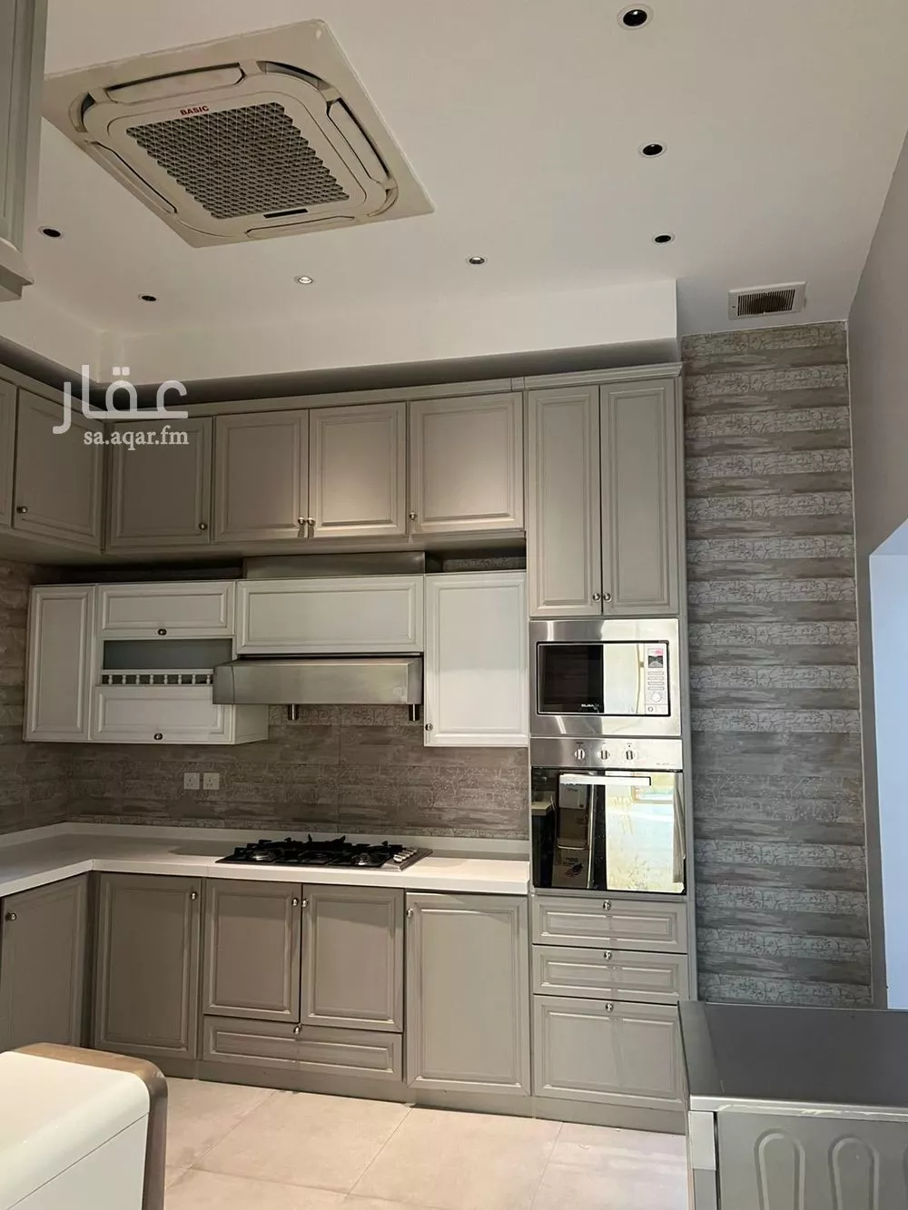 4 bedroom villa in Al Mahdiyyah 10