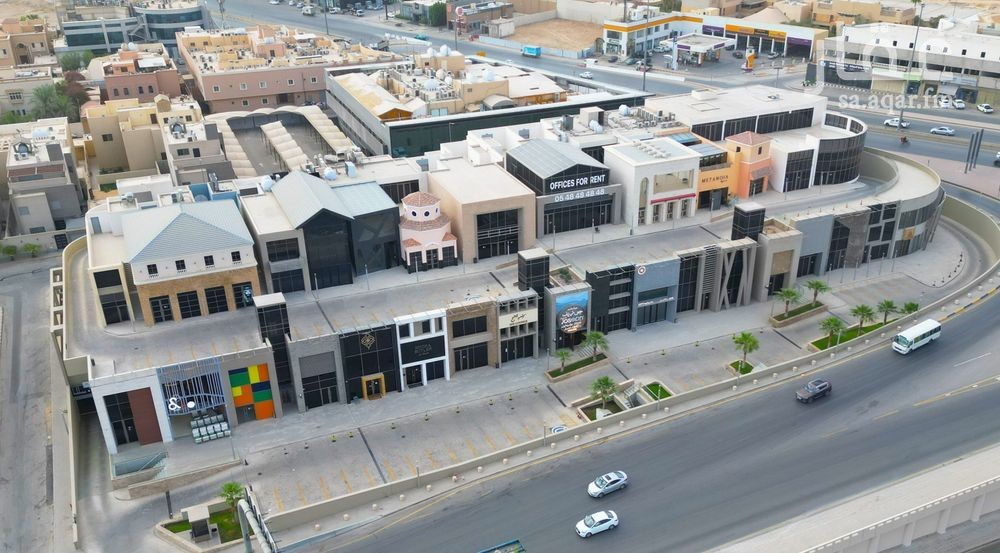 shop in Al Nakheel, Riyadh 3