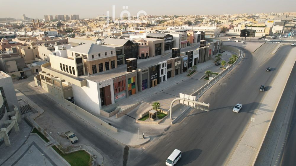 shop in Al Nakheel, Riyadh 6