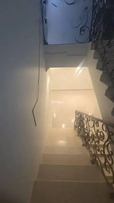6 bedroom villa in Al Wadi, Riyadh 4