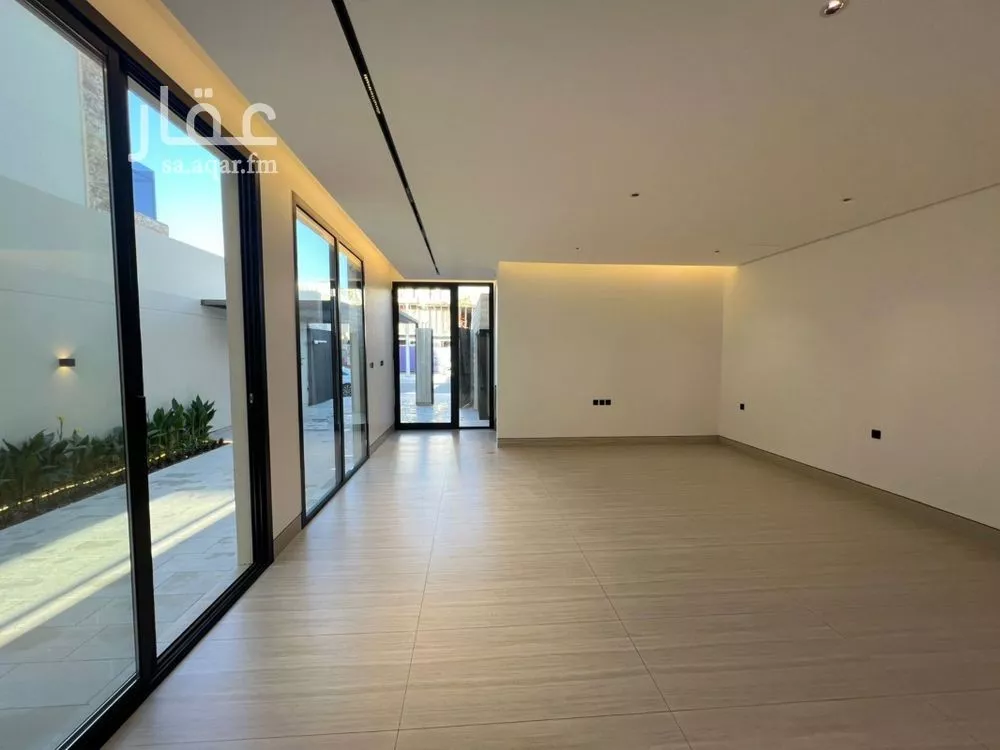 4 bedroom villa in Al Narjis 17