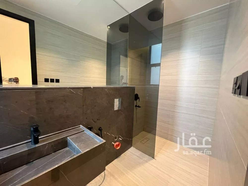 4 bedroom villa in Al Narjis 8