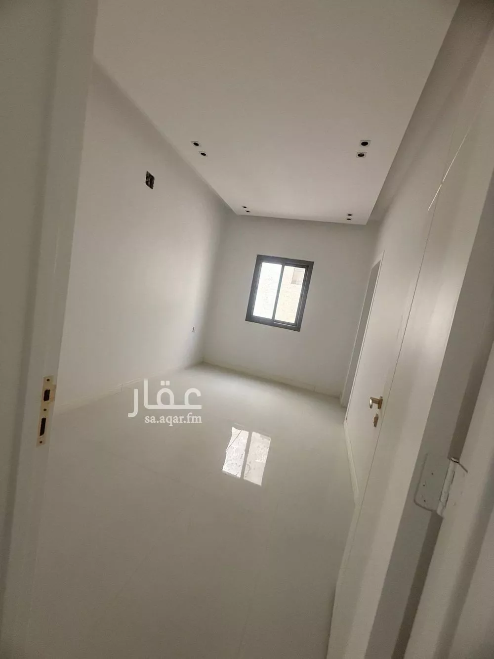 فيلا 5 غرف في النرجس 7