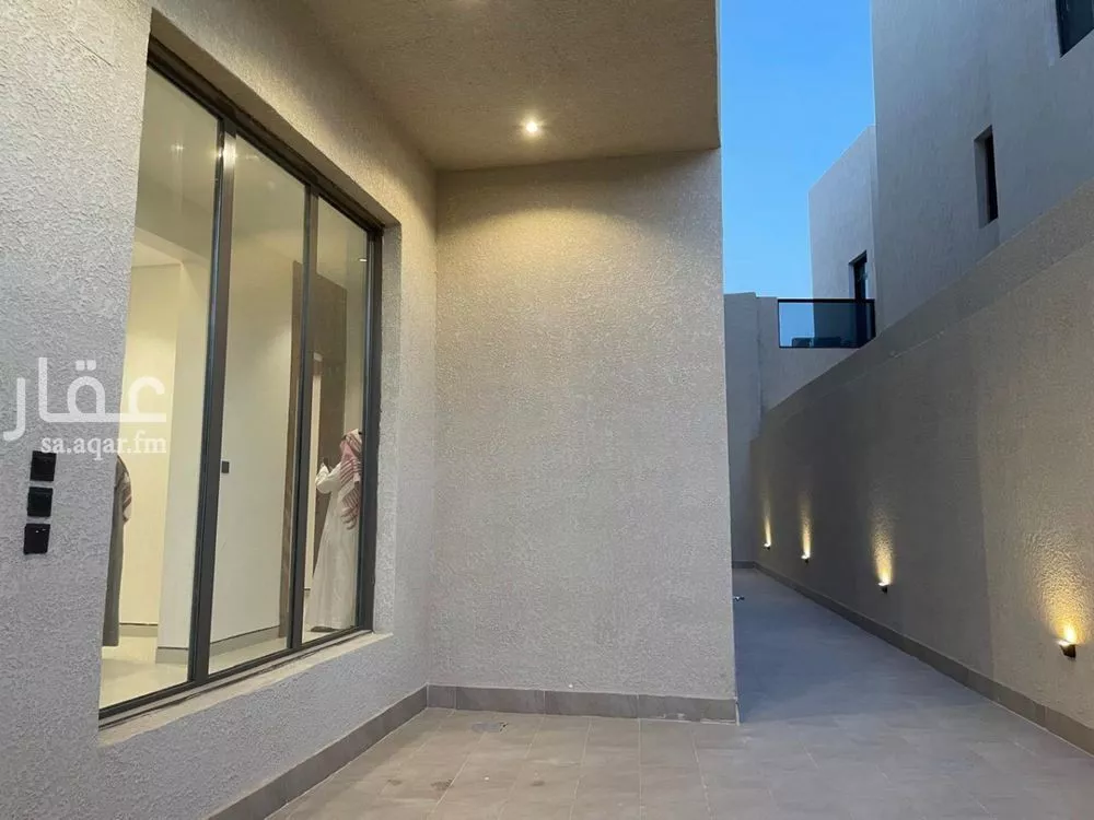 6 bedroom villa in Al Mahdiyyah 17