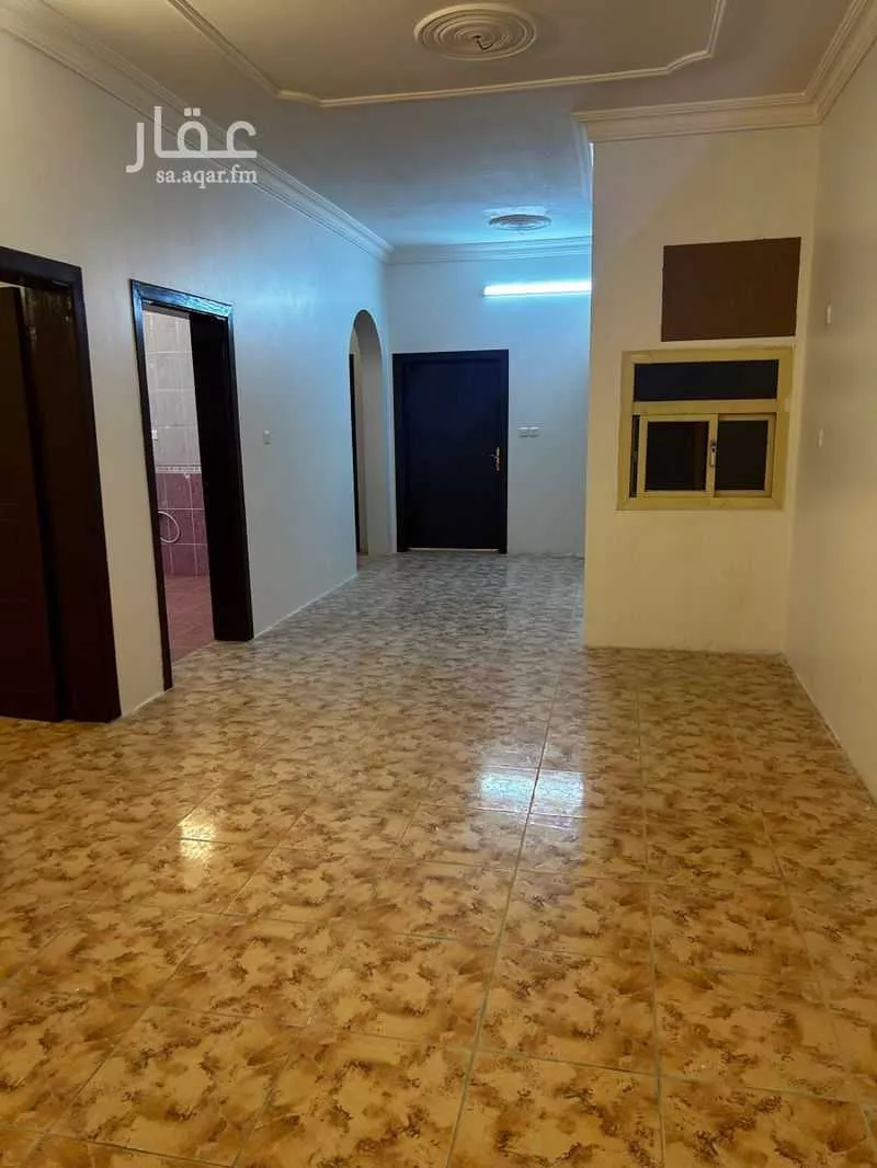 شقة في القطبية