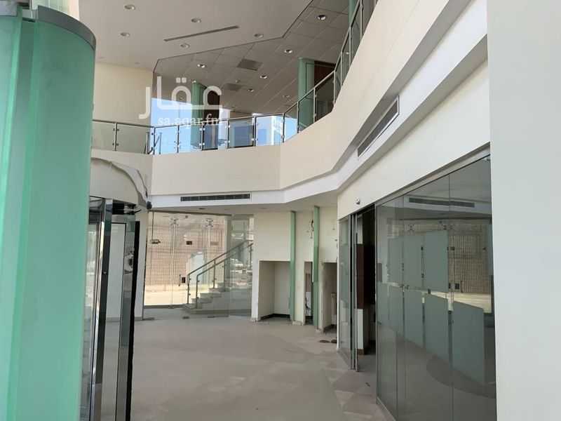 shop in Ash Shati Al Gharbi, Eastern Province 8