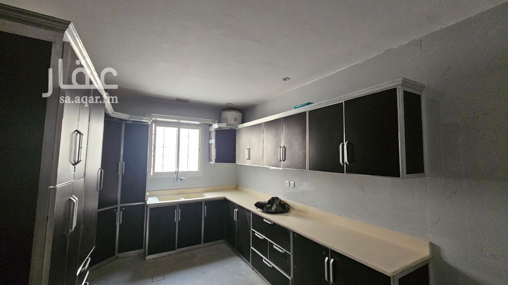 3 bedroom villa in Granada, Riyadh 15