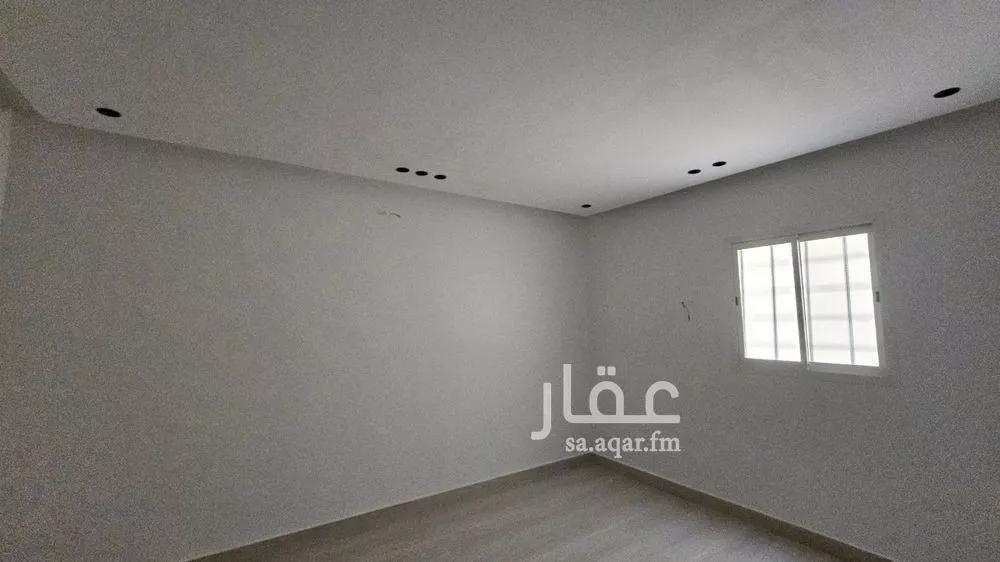 9 bedroom apartment in Granada 17