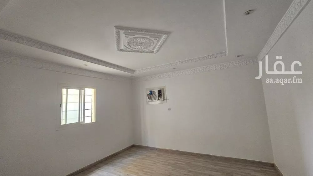 9 bedroom apartment in Granada 21