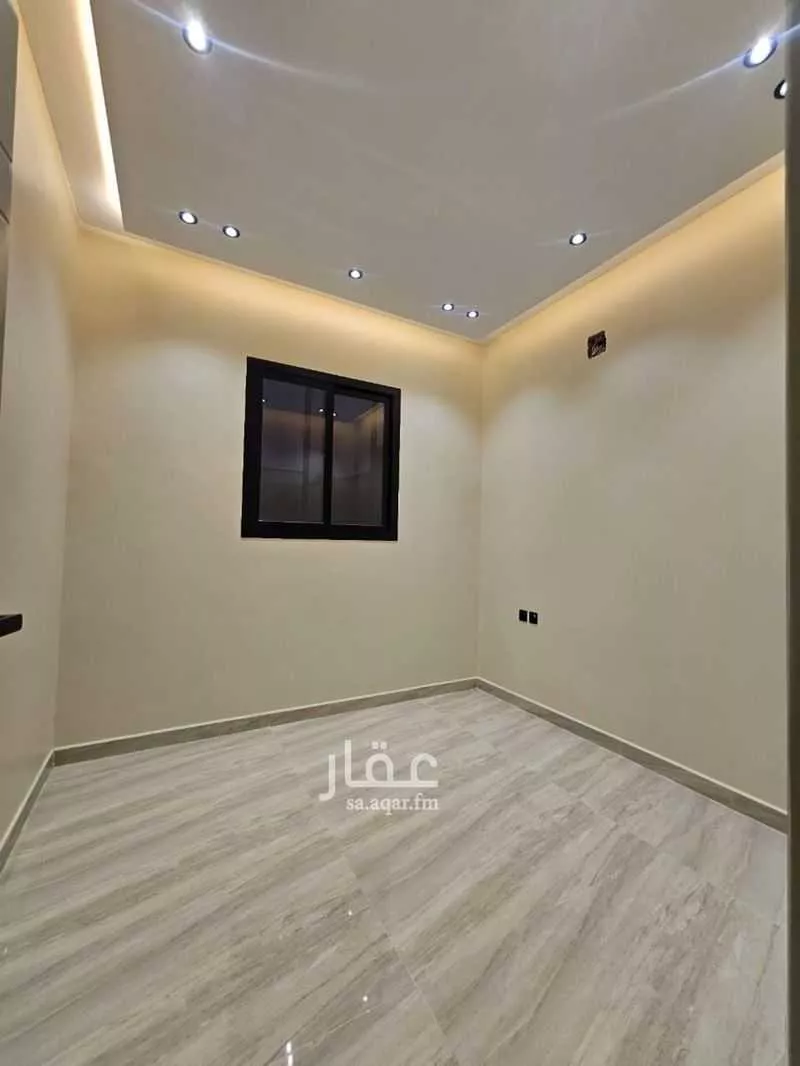 4 bedroom villa in Al Uraija Al Gharbiyah 2