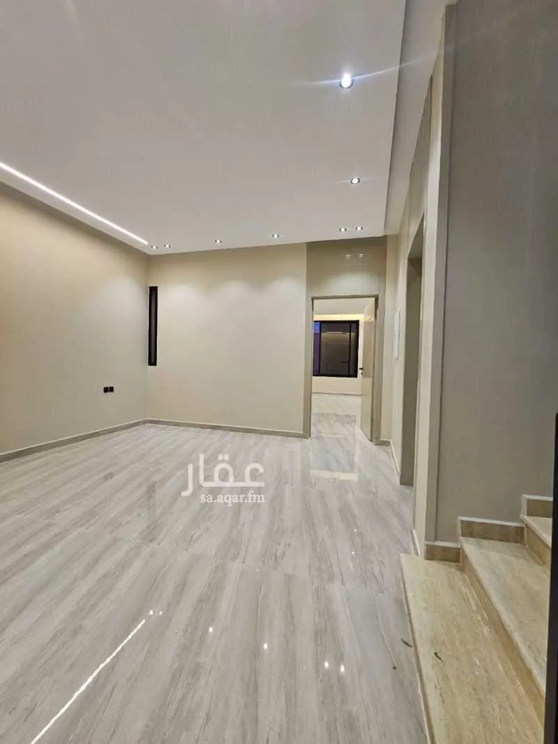 4 bedroom villa in Al Uraija Al Gharbiyah 5