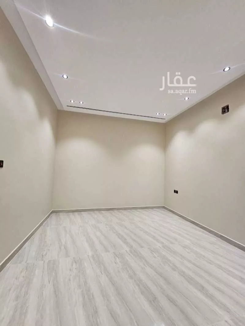 4 bedroom villa in Al Uraija Al Gharbiyah 6