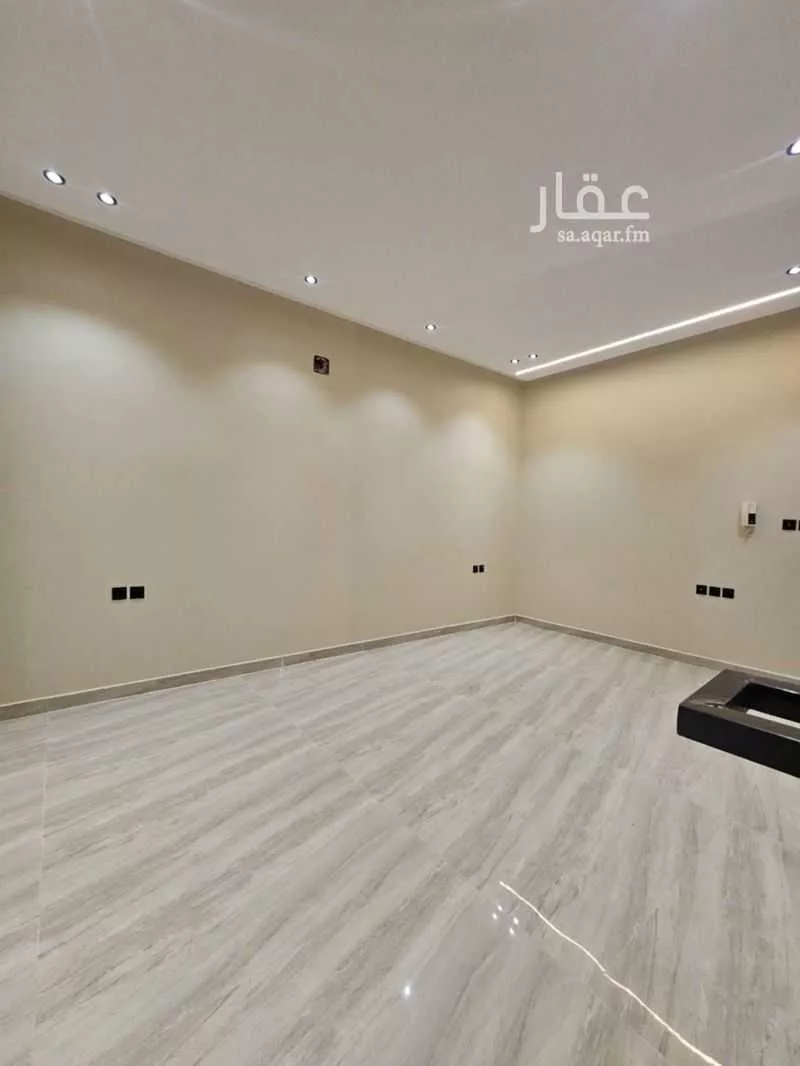 4 bedroom villa in Al Uraija Al Gharbiyah 7