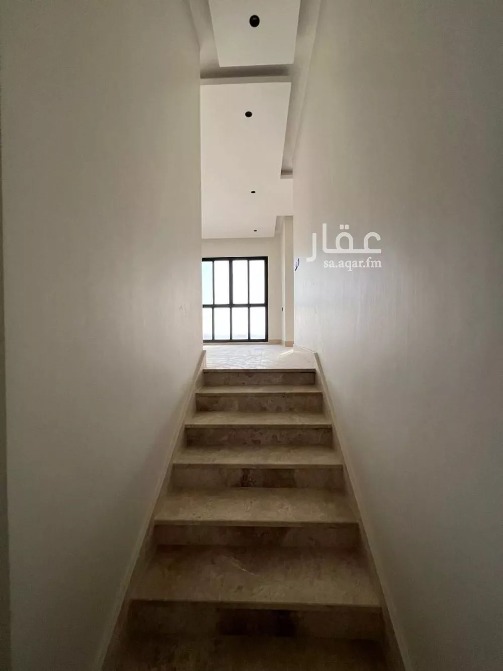 فيلا 5 غرف في المهدية 12