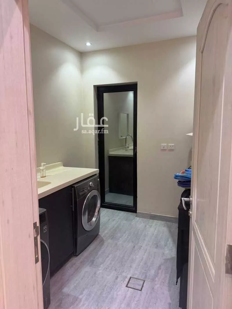 فيلا 7 غرف في النرجس 27