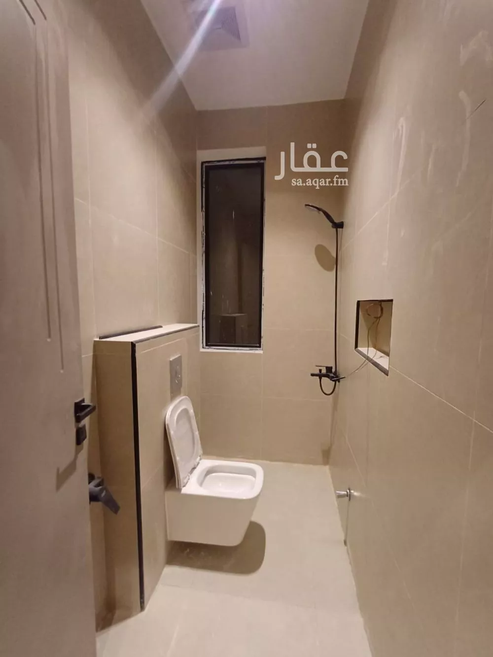 فيلا 7 غرف في الرمال 10
