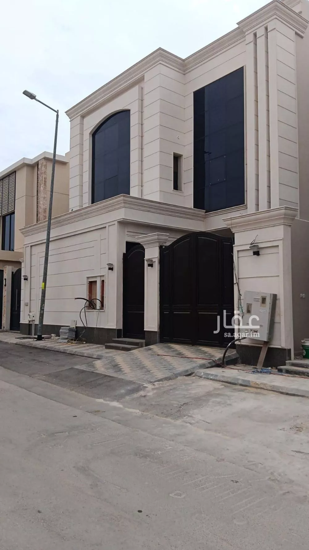 5 bedroom villa in Al Khaleej 2