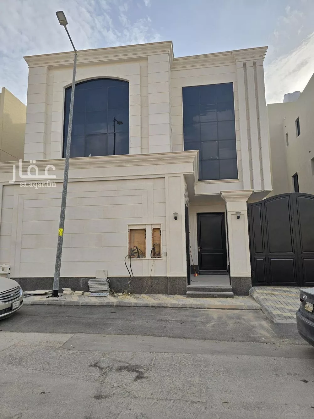 5 bedroom villa in Al Khaleej 12