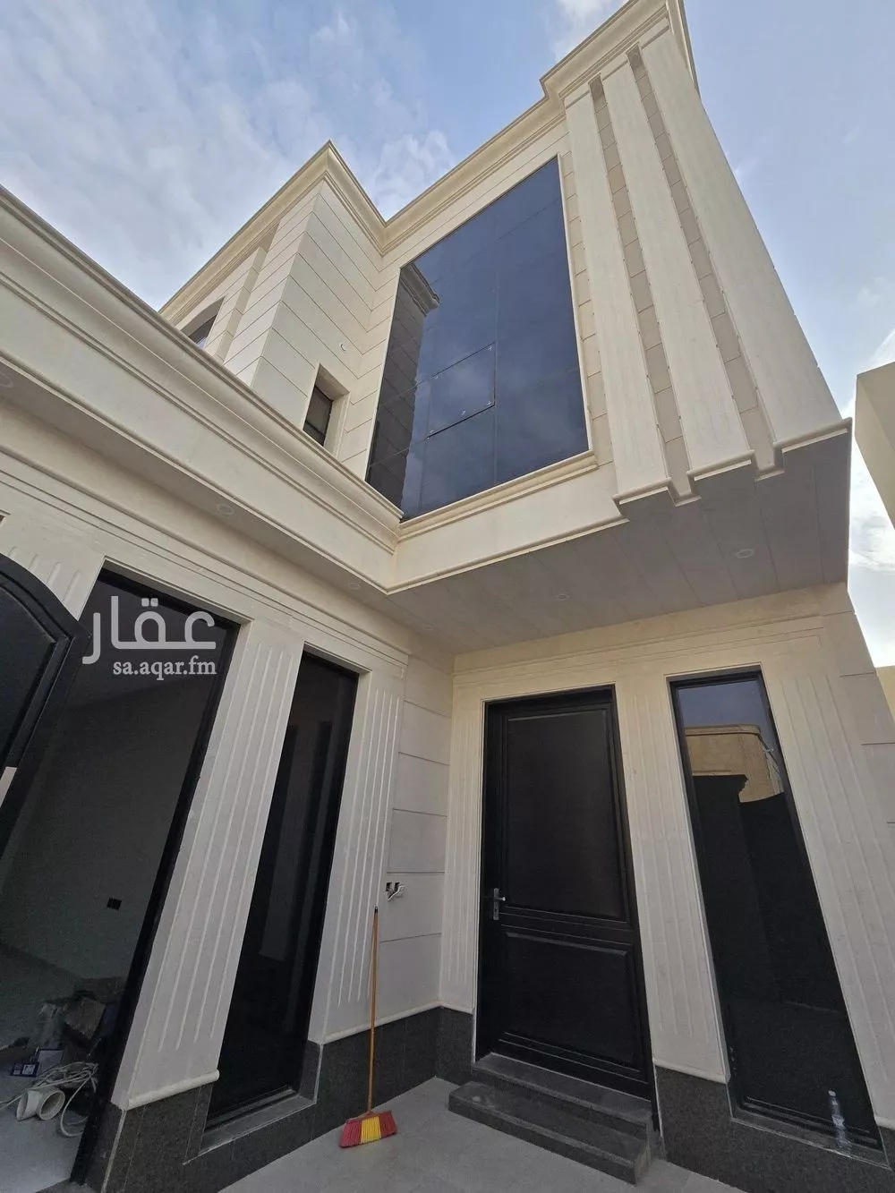 5 bedroom villa in Al Khaleej 5