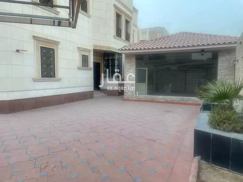 4 bedroom villa in King Fahd 5