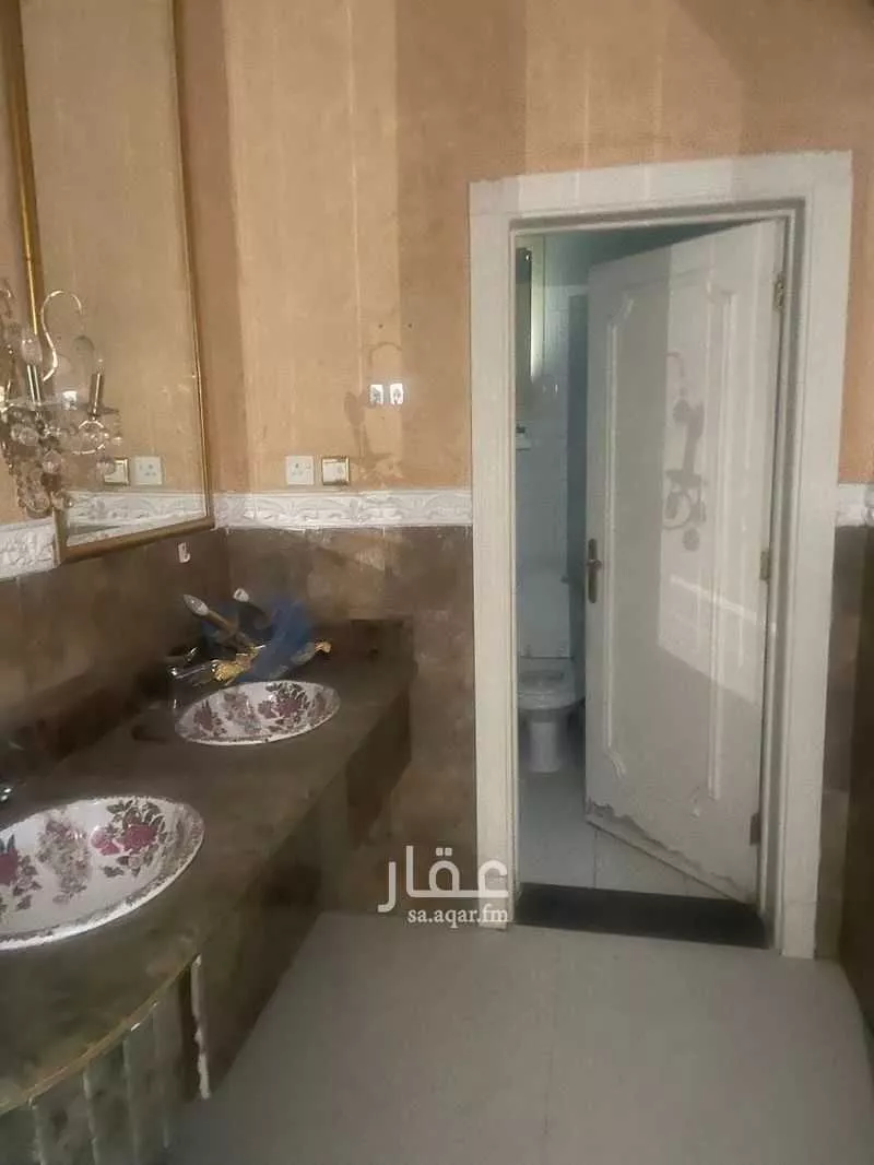 4 bedroom villa in King Fahd 6