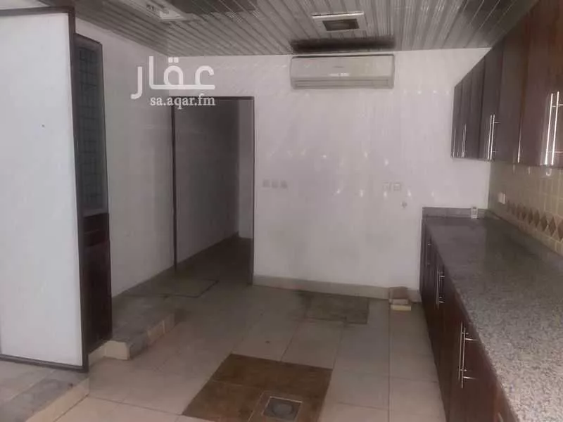 4 bedroom villa in King Fahd 7