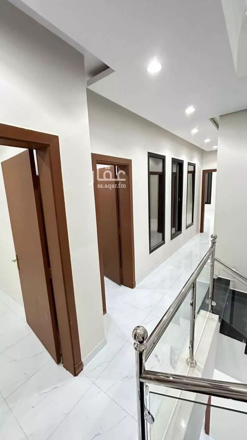 9 bedroom villa in Dhahrat Laban 3