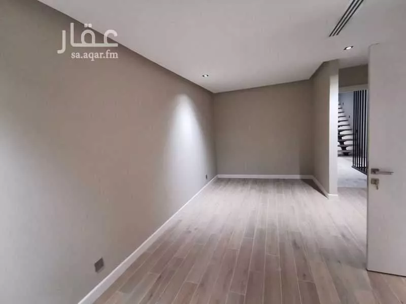 فيلا 3 غرف في النرجس 8
