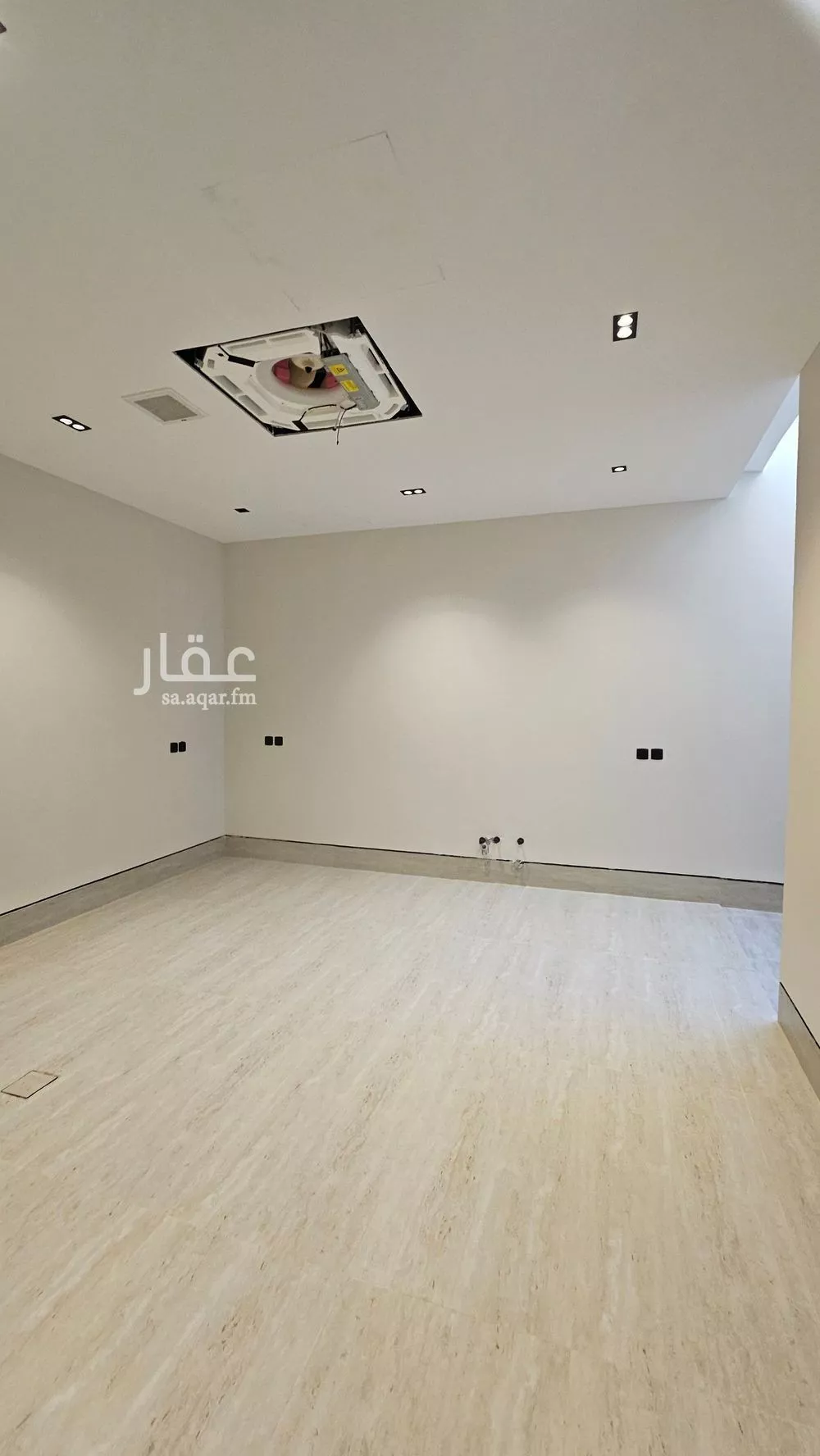 فيلا 5 غرف في النرجس 14