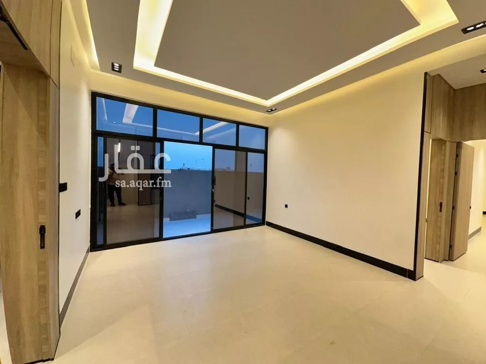 5 bedroom villa in Al Rimal 2