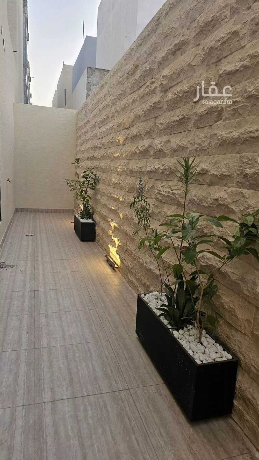 5 bedroom villa in Al Farouq 13