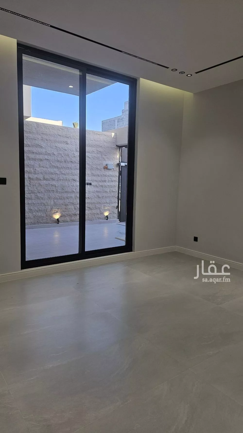 فيلا 5 غرف في الفاروق 11