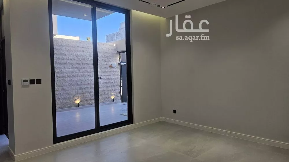 فيلا 5 غرف في الفاروق 5