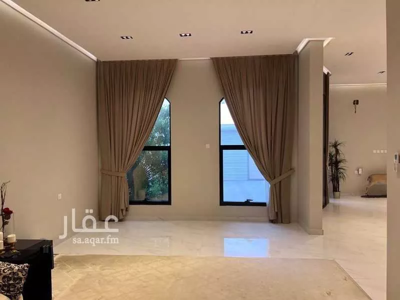 فيلا 8 غرف في المهدية 11