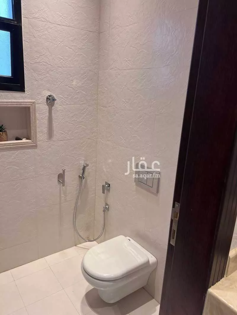 فيلا 8 غرف في المهدية 9