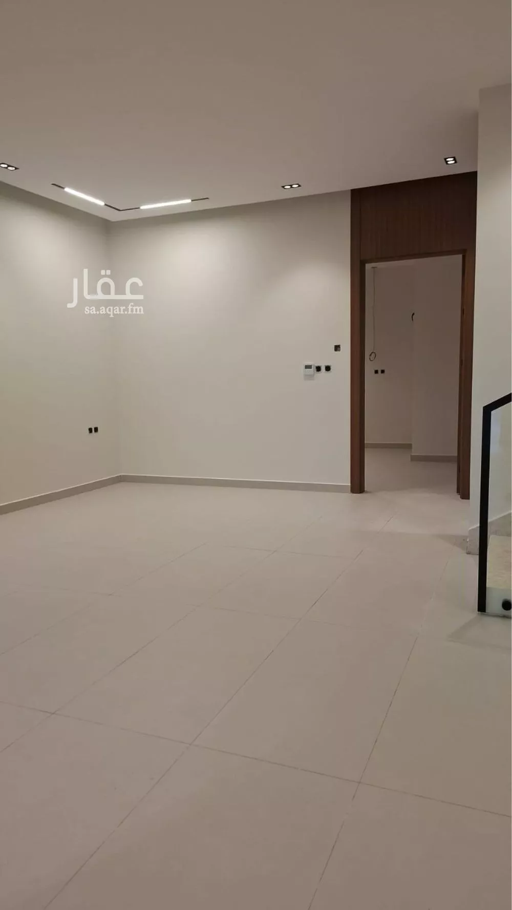 فيلا 4 غرف في المونسية 8