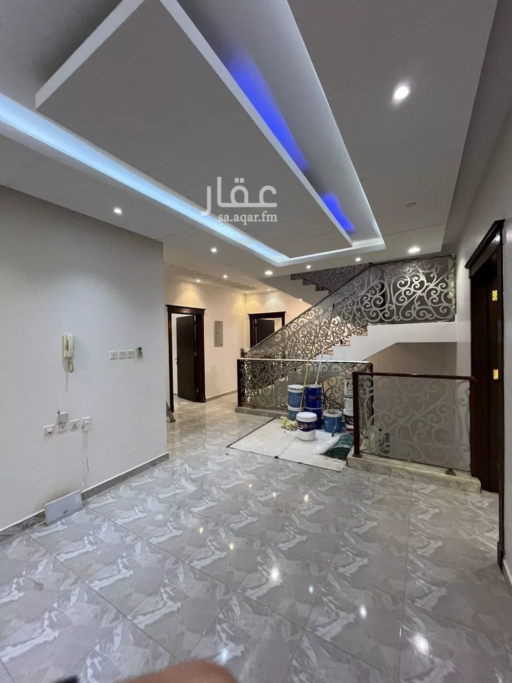 فيلا 8 غرف في العارض 8