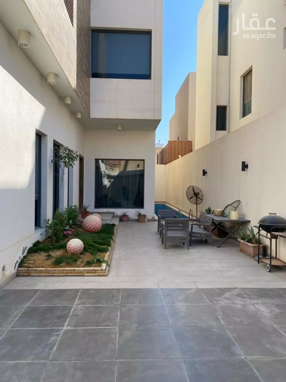 5 bedroom villa in Al Sahafah 3