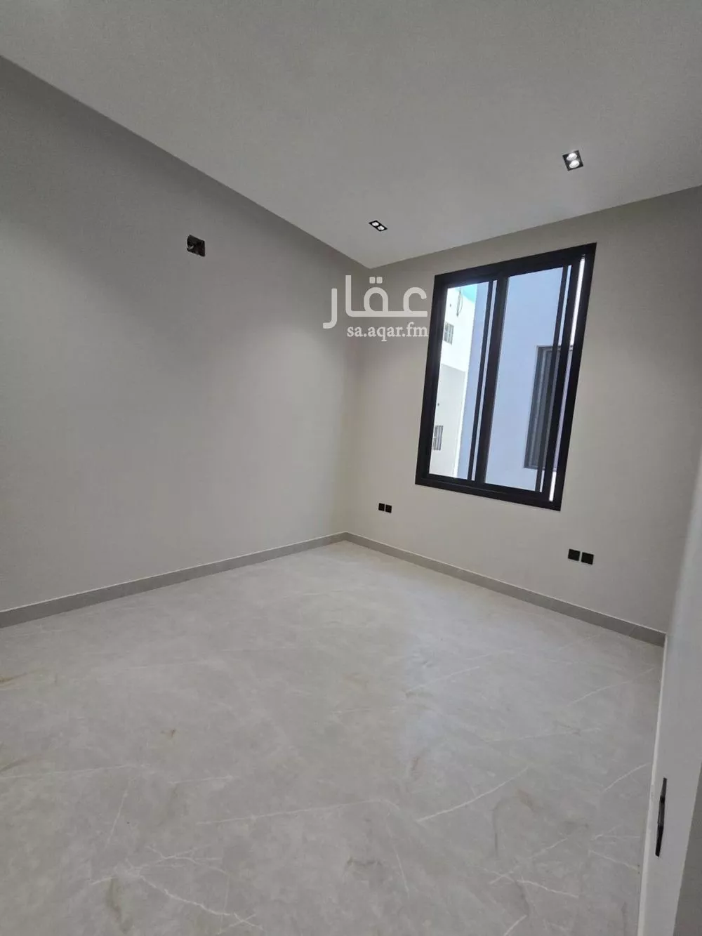 5 bedroom villa in Qurtubah 8