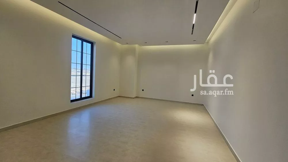 4 bedroom duplex in Al Farouq 8