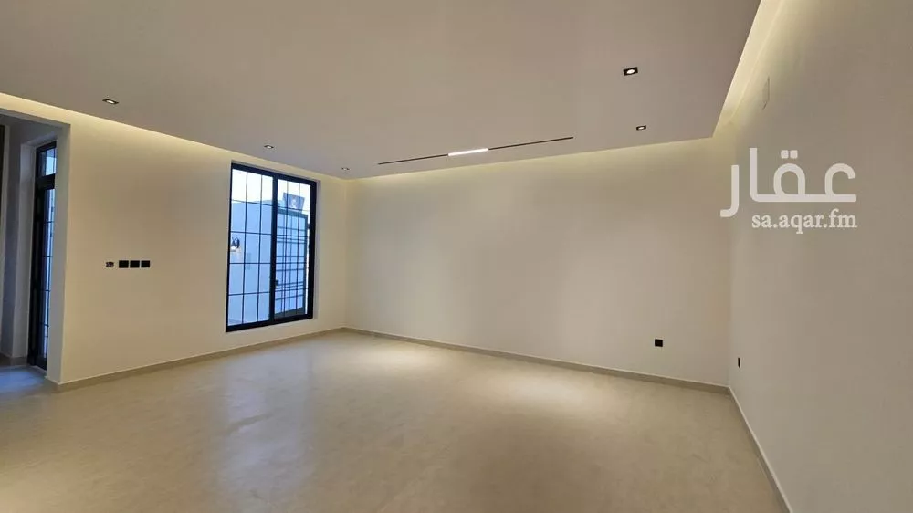 4 bedroom duplex in Al Farouq 9