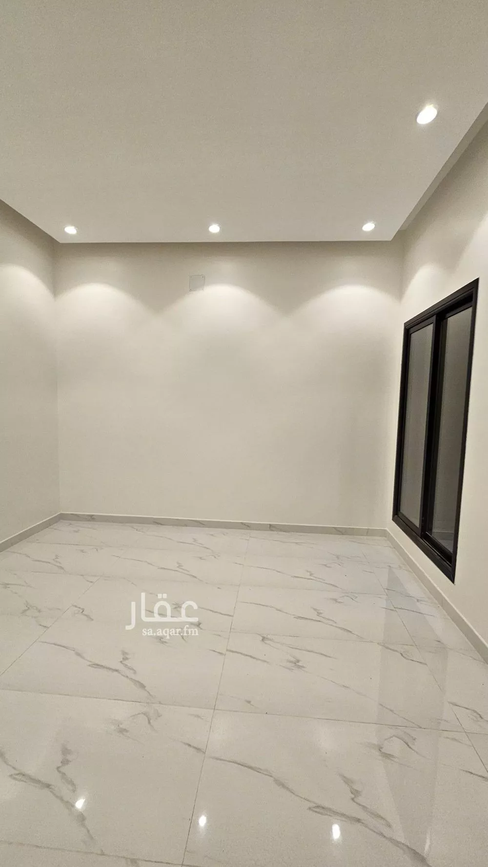 4 bedroom duplex in Al Janadriyah 13