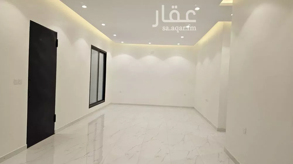 4 bedroom duplex in Al Janadriyah 3