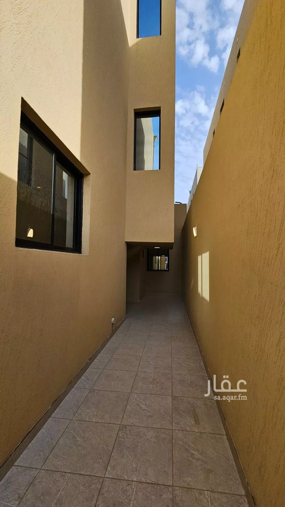 4 bedroom duplex in Al Janadriyah 10